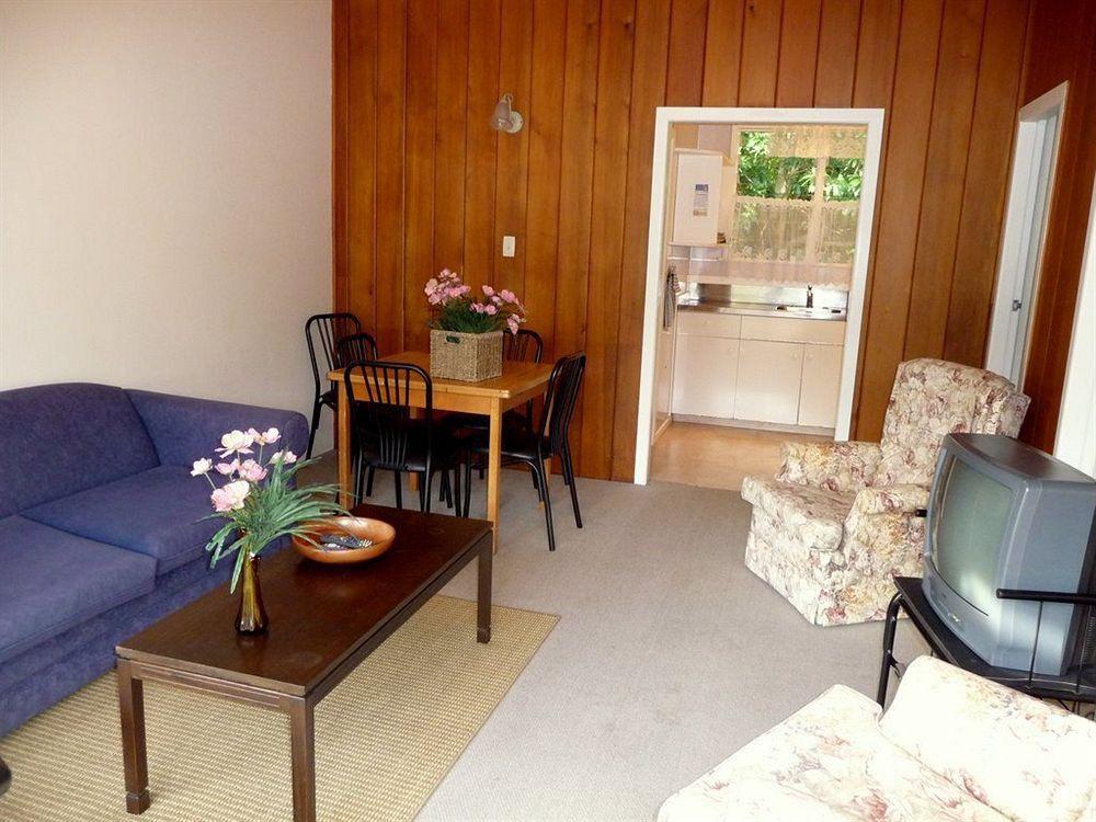 Motel Расселл Экстерьер фото